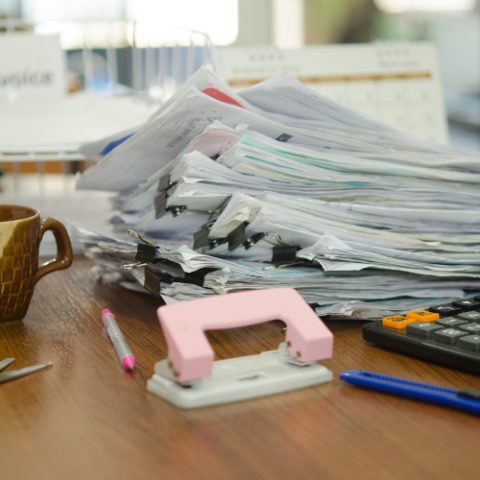 Professional Organizer Strategies for Decluttering Home Office